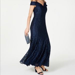 R&M Richards Petite Lace Gown size 4P Navy